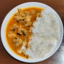 セットのチキンカレー 500円