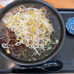 ラーメン¥800