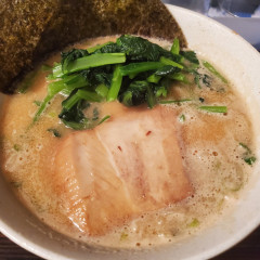 横浜家系ラーメン あかし家の画像