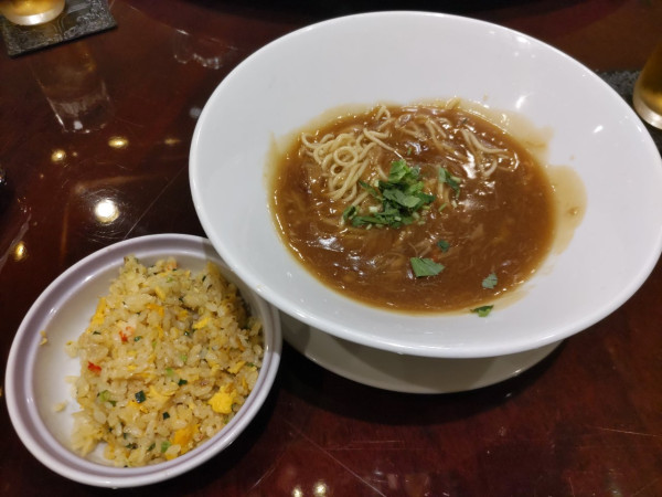 「ふかひれそばセット」@中国料亭 翠鳳 上野本店の写真