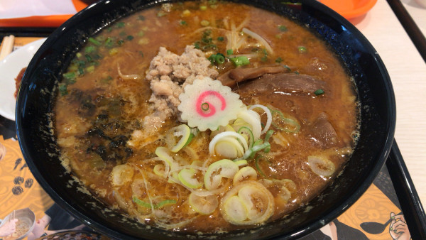 「SPICY MISO RAMEN 魯珈　1050円」@らあめん花月嵐 ニッケコルトンプラザ店の写真