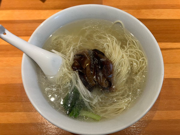 「しいたけそば　1100円」@中華 有昌 Astageの写真