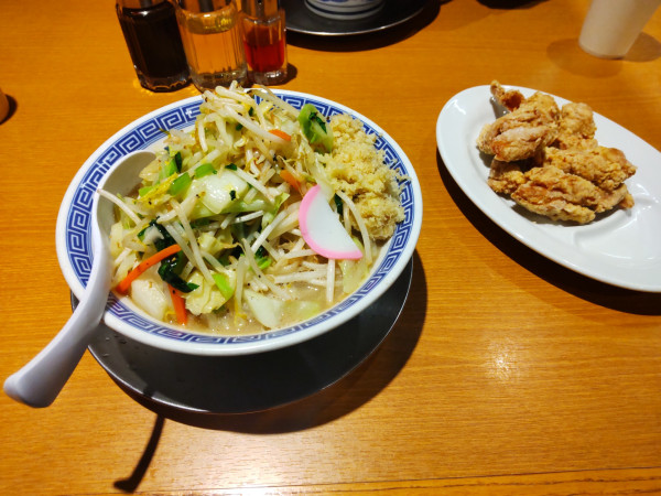 「タンギョウ　大盛り　生姜トリプル　1180」@タンメン トナリ 稲毛山王店の写真