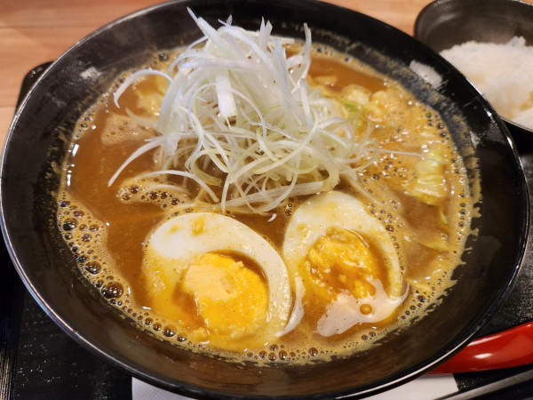 「カレーラーメン　ごはん付き」@カレー乃助の写真