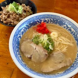 長浜ラーメン（普通）＋チャーシュー丼【小】