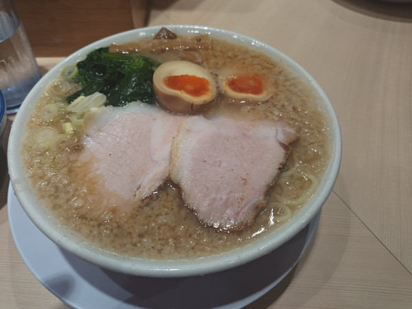 「味玉背脂中華」@ラーメン みなみの写真