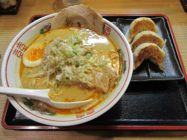 「カレー担々麺(1045円)+餃子3個369円」@麺家 香湯らーめんの写真