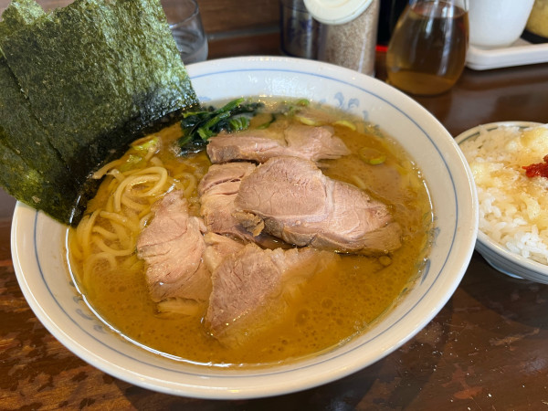 「チャーシューメン　ライス ¥1,180」@横浜家系ラーメン 中島家の写真