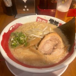 豚骨醤油ラーメン