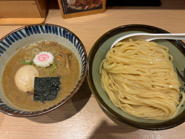 「味玉つけ麺（中盛300g）@1100」@東京煮干中華そば 三三㐂 大森の写真