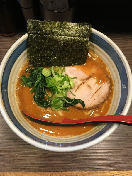 「極旨らーめん（赤・720円）」@戯拉戯拉の写真