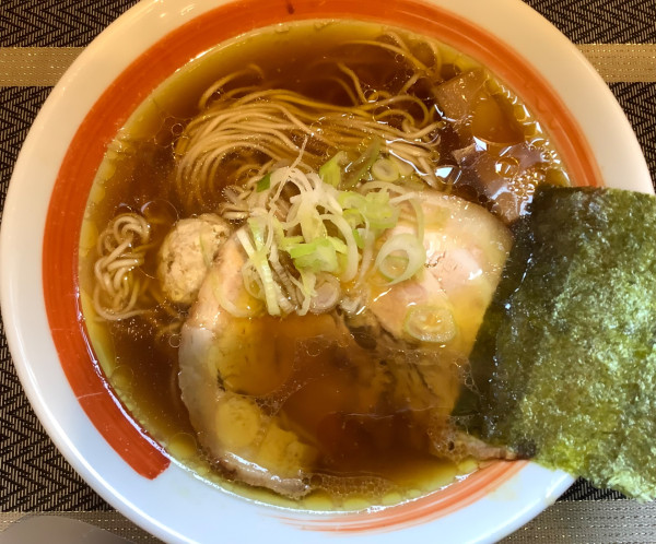 「こく旨醤油ラーメン」@らぁ麺 桃の屋の写真
