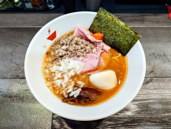 「蟹そば+くずチャーシュー」@crab台風。の写真