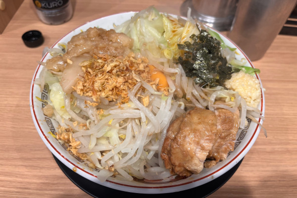「小ラーメン　汁なし」@豚山 池袋西口店の写真