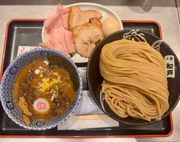 「柏幻霜ポーク全部乗せ濃厚つけめん 大」@松戸富田麺絆の写真