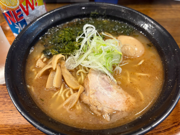 「磯玉らーめん900円+レモンサワー400円」@麺処福吉 Higa-Tokoの写真