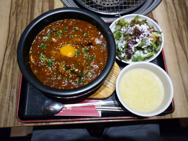 「石焼ビーフカレー（1,000円）」@黒毛和牛一頭買焼肉 醍醐 大森店の写真