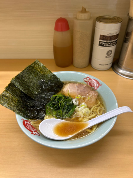 「ラーメン」@横浜ラーメン 町田家 新宿南口店の写真