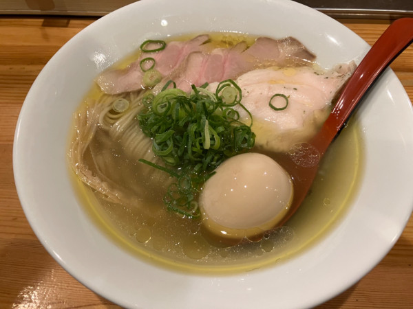 「特製ラーメン 塩」@自家製麺 竜葵の写真
