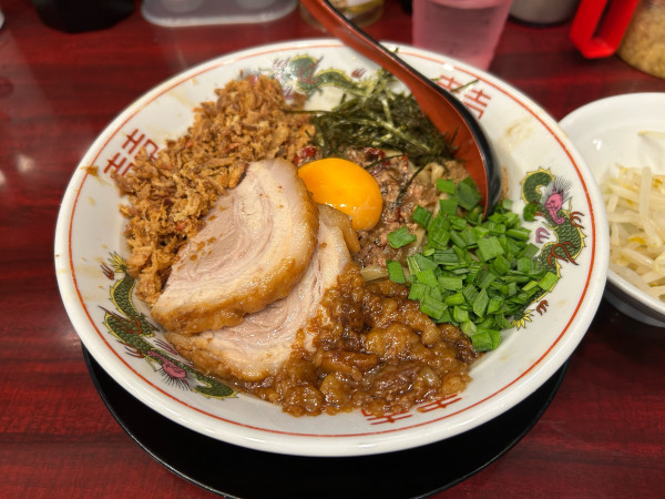 「台湾油そば+豚1」@ぶっ豚 仙川店の写真