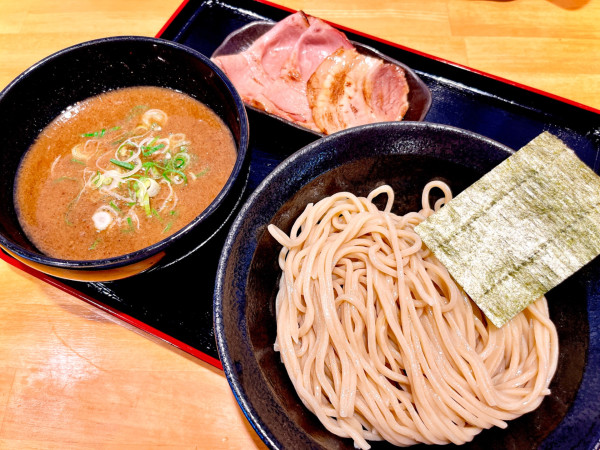 「魚介鶏豚骨つけ麺（1000円）、焼豚（CP）」@麺屋 隆志の写真