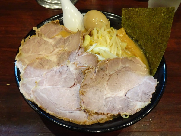 「おやじ麺（1,050円）＋麺大盛＋チャーシュー＋味付玉子」@北海道らーめん おやじ 町田店の写真