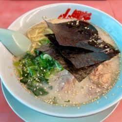 塩ラーメン(690¥)