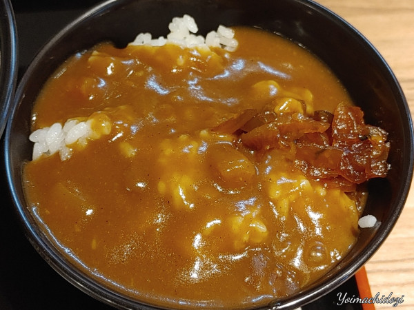 「ミニカレー(300円)」@そば処中山道 大宮8・9番線店の写真