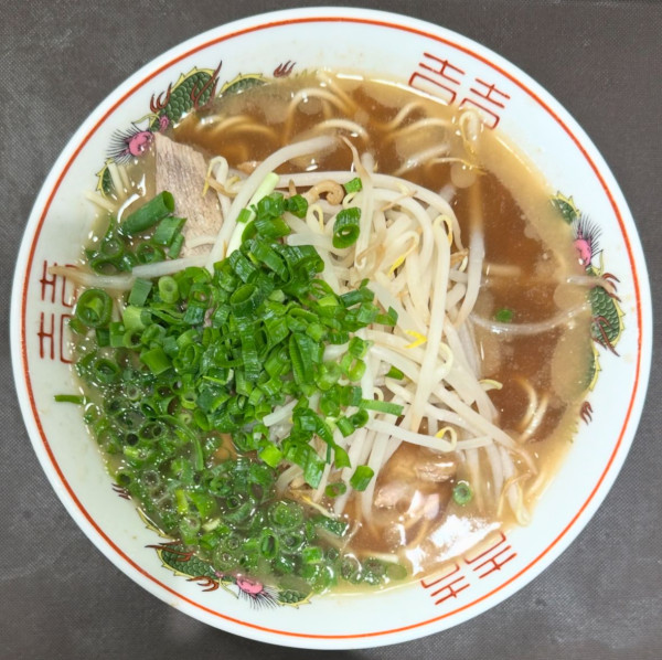「醤油ラーメン」@くじら食堂 お食事ちゅうぼうの写真