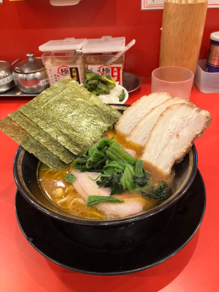 「煮豚チャーシュー麺　ライス✖️2」@横浜家系ラーメン 大輝家の写真