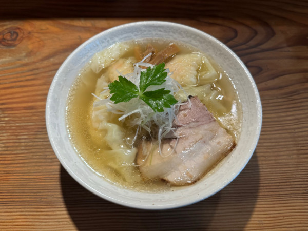 「海老塩雲呑麺」@純手打ち 麺と未来の写真