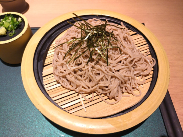 「ざるそば605円」@とんかつ双葉 新居浜店の写真