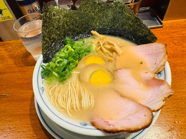 「渋英らあめん」@らあめん 渋英の写真