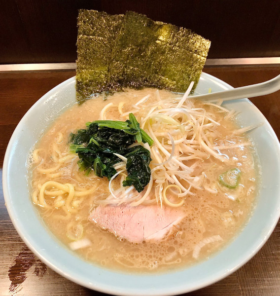「ラーメン大　1150円　ネギ240円」@横浜らーめん 本牧家 横須賀店の写真