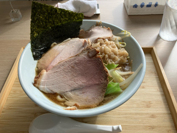 「熟成鶏豚ラーメン」@オーロラ食堂の写真