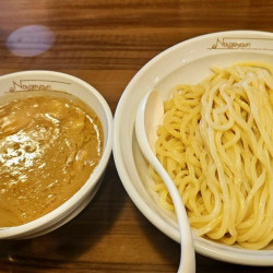 つけ麺　大盛（400g、1350円）＋平日ランチご飯　中（100円）