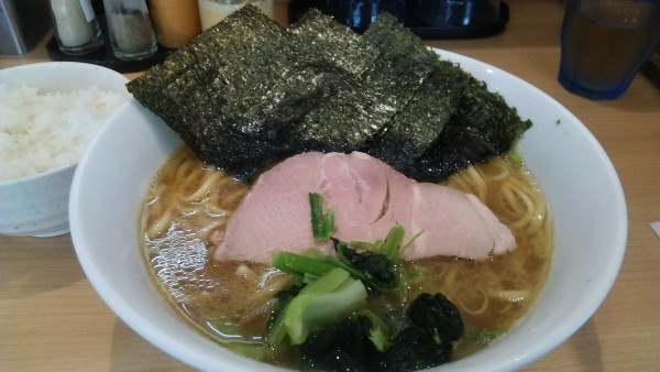 「限定 鶏豚骨醤油 900円＋半ライス 70円」@はぐれ雲の写真