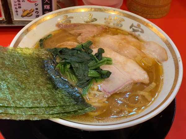 「ラーメン（並）」@家系ラーメン 裏大輝家 青物横丁店の写真