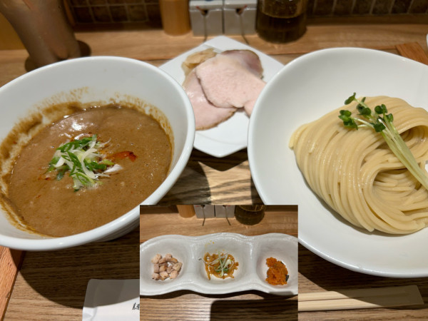 「赤つけ麺辛さ少なめ1100円」@麺屋 周郷 神田店の写真
