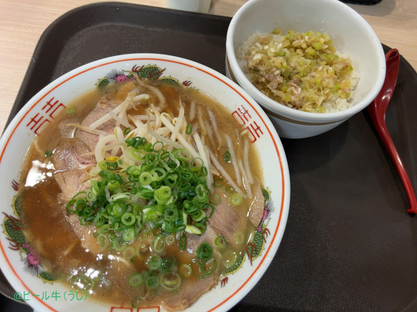 「醤油チャーシュー麺((1300円)、ねぎめし(281円)」@くじら食堂 お食事ちゅうぼうの写真