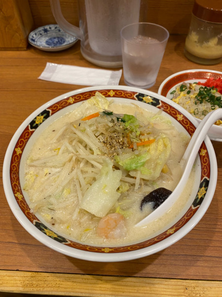 「濃厚タンメン+半チャーハン」@タンメン亭 新百合ヶ丘店の写真