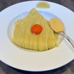 雲丹バターたまご麺