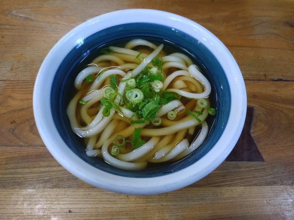 「かけうどん440円」@こんぴらうどん 本店の写真