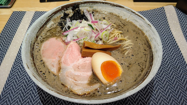 「百尾煮干し 醤油」@煮干しらーめん 波乃にぼるの写真