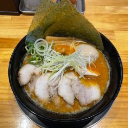 旨辛ラーメン　特製　￥１３００