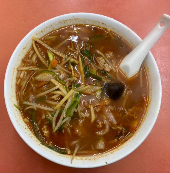 「唐醤メン　中辛820円」@中華 長陽の写真