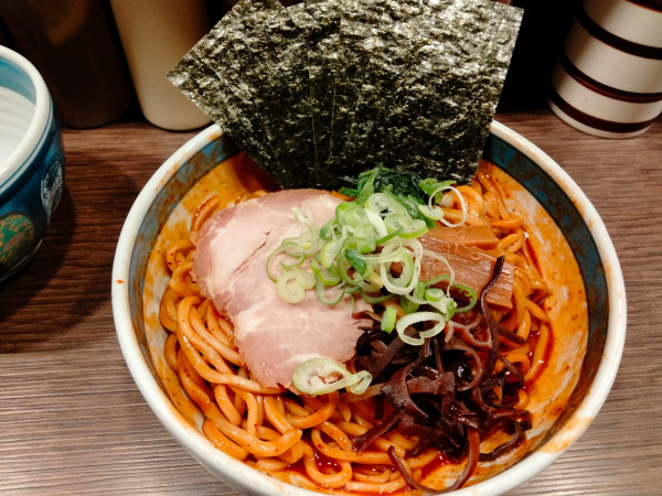 「辛あぶらそば」@油カダブラの写真