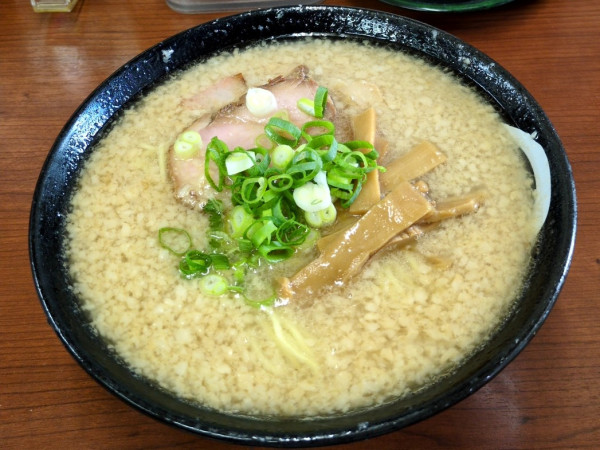 「ラーメン（中華麺）」@とんこつラーメン まる一の写真
