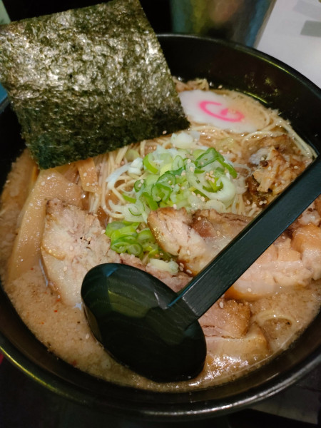 「醤油ラーメン麺ダブル」@らーめん梁山泊の写真
