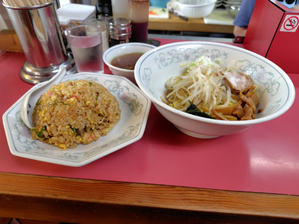 「セット(油そば、みそチャーハン)¥1000」@中華料理 丸善の写真